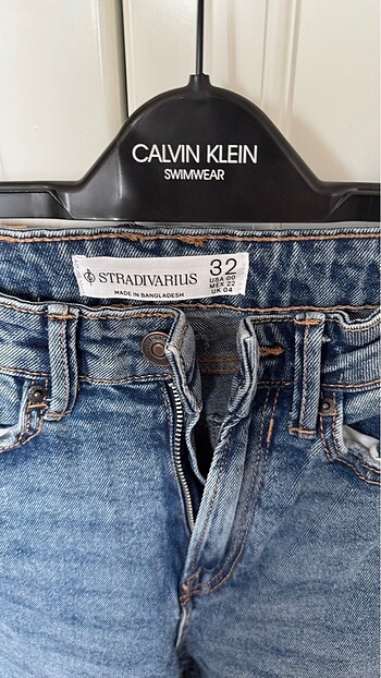 Stradivarius Pantolon