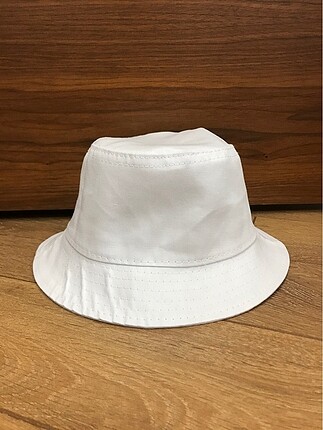 bucket şapka