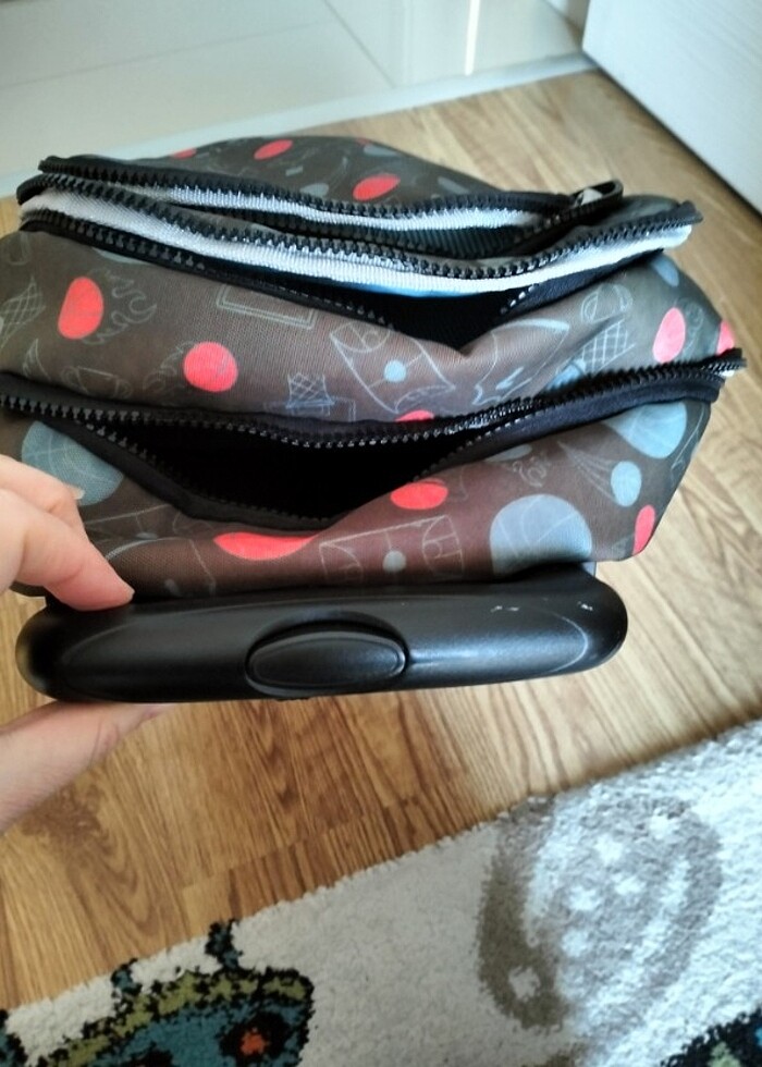 Coral High Tekerlekli Işıklı Sırt Çantası - Görsel 5