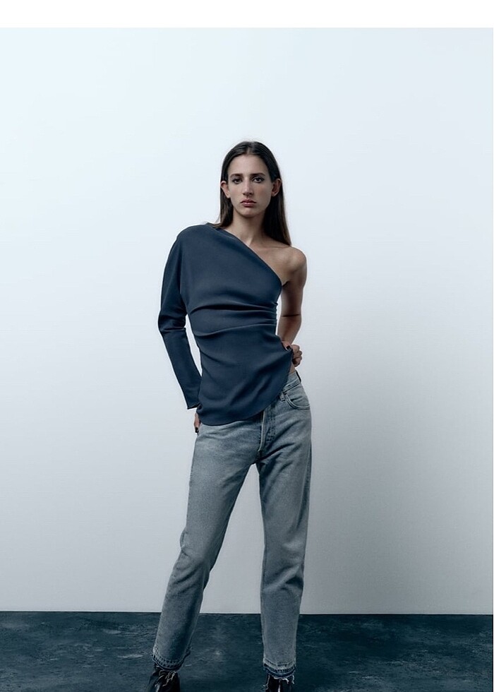 Zara Büzgülü Asimetrik Top - Görsel 2