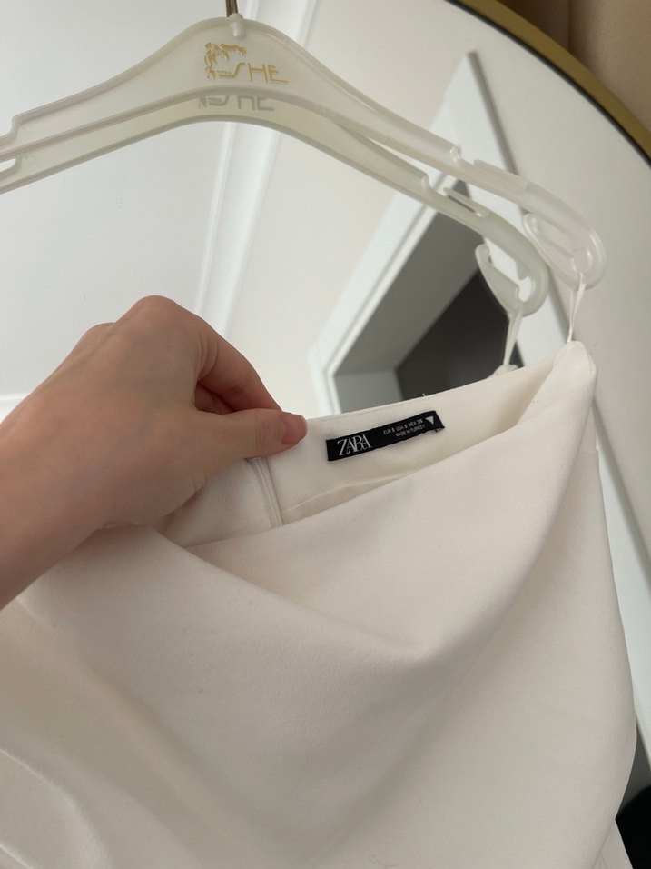 Beyaz Drapeli Straplez Midi Elbise - Görsel 2