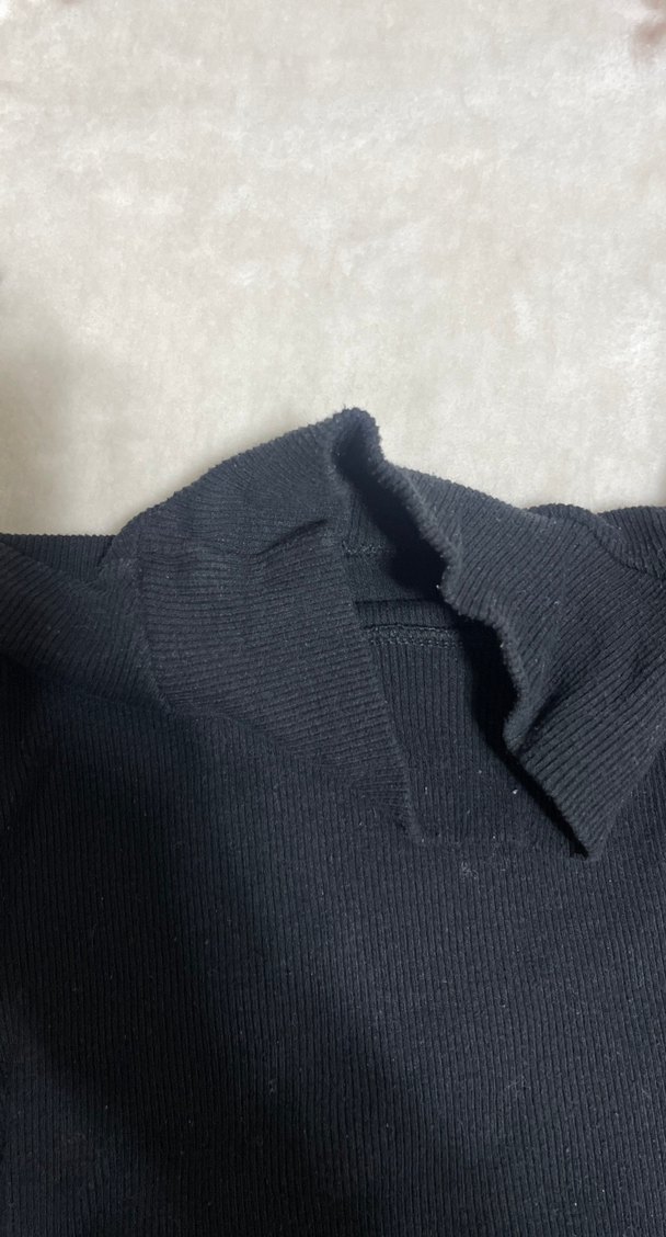 Kısa Kollu Siyah Balıkçı Yaka Kadın Tişört - Görsel 2