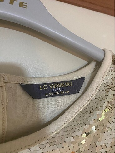 LC Waikiki Payet çocuk abiyesi