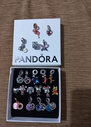  Beden Pandora Charm 