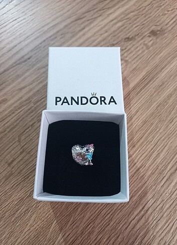 Beden Pandora Best Mom Charm