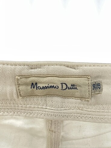 38 Beden beyaz Renk Massimo Dutti Jean / Kot %70 İndirimli.
