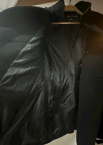 Siyah Erkek
 Kaşe Kaban - Görsel 3