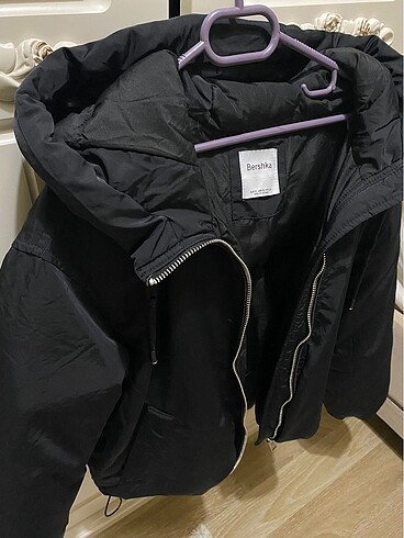 Bershka Şişme mont