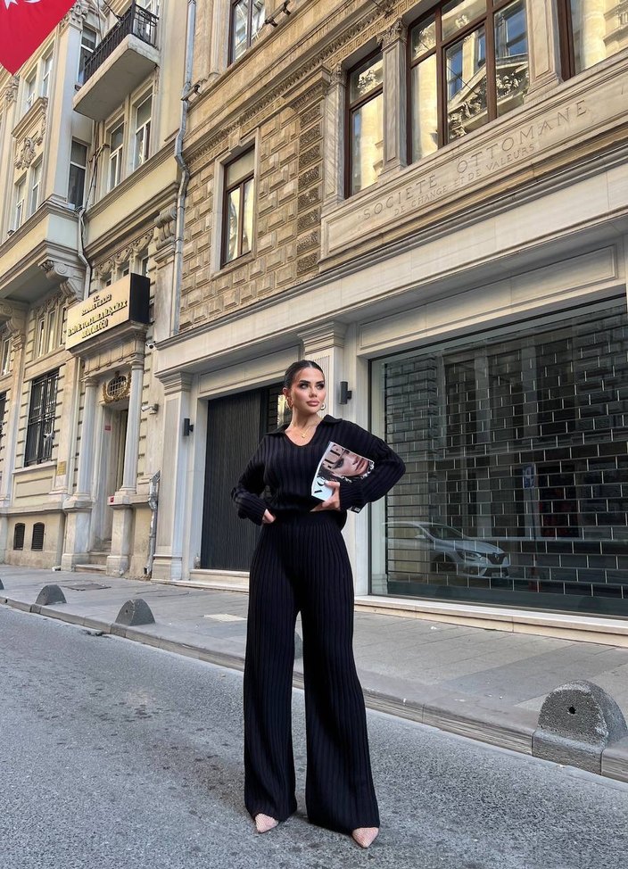 Siyah Pilili V Yaka Uzun Kollu Kadın Takım - Görsel 3