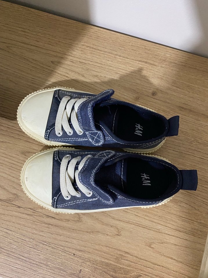 Gri Bağcıklı ve Cırtcırtlı Erkek Çocuk Kot Spor Ayakkabı - Görsel 2