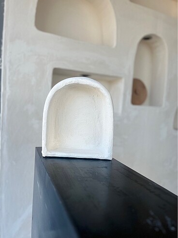 Alçı raf