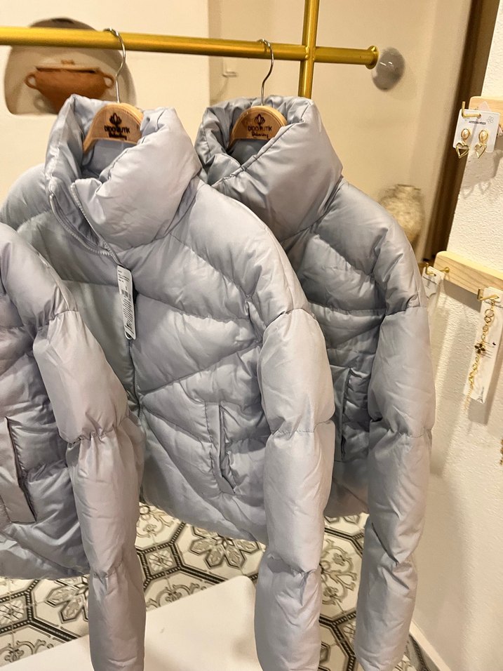 Gri Yüksek Yakalı Kadın Kışlık Mont - Görsel 3