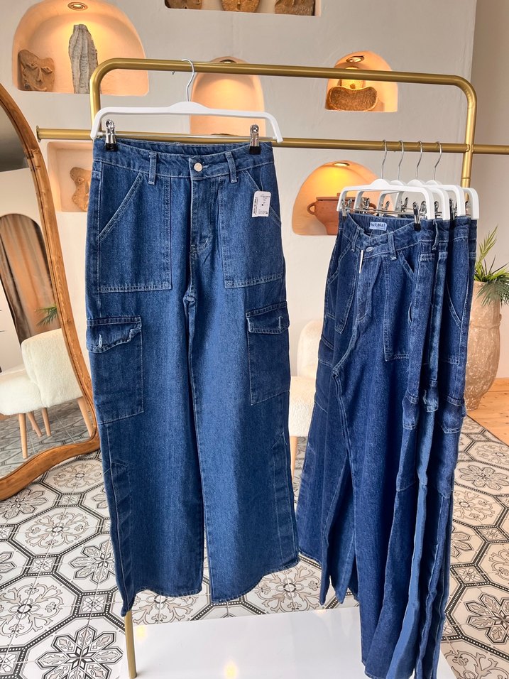 Kadın Lacivert Bol Kesim Midi Kot Pantolon - Görsel 4