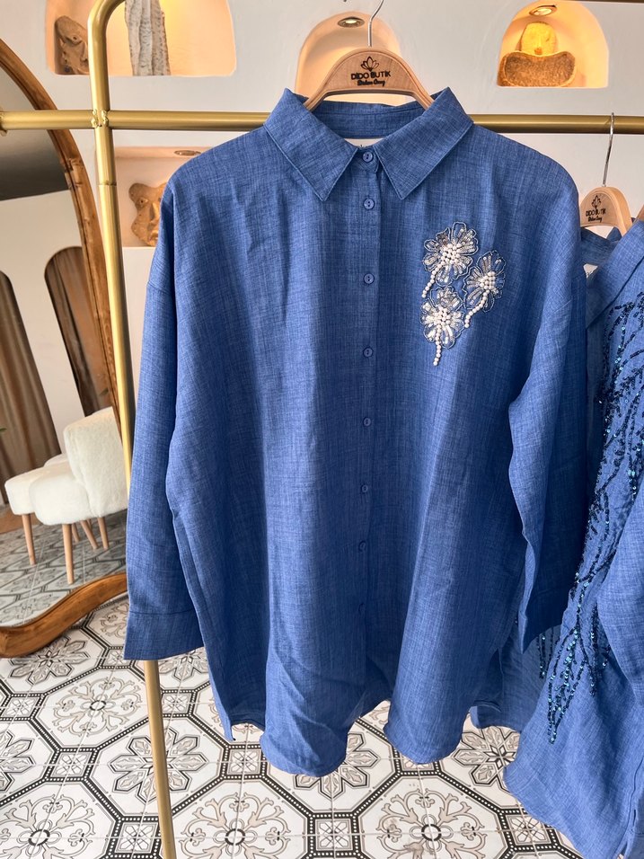 Nakışlı Mavi Denim Kadın Gömlek - Görsel 2