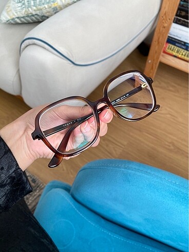 Vogue optik gözlük çerçevesi