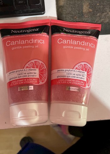 Beden Renk Neutrogena Canlandırıcı Günlük Peeling Jel