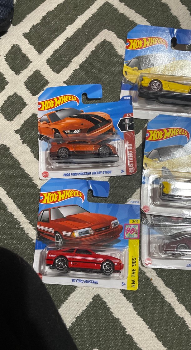 Çok Renkli Hot Wheels Oyuncak Arabalar Seti - Görsel 2