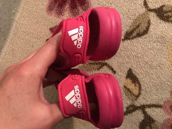 Orjinal adidas