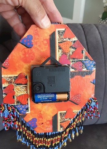 Renkli Boncuk İşlemeli Çocuk Saati - Görsel 2