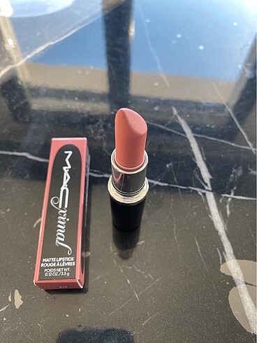 Beden Mac Velvet Teddy