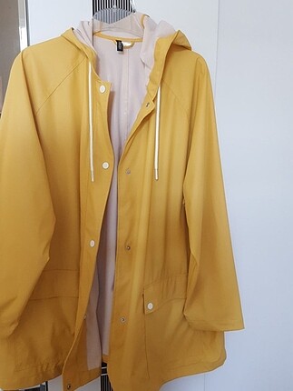 H&M Sarı yağmurluk
