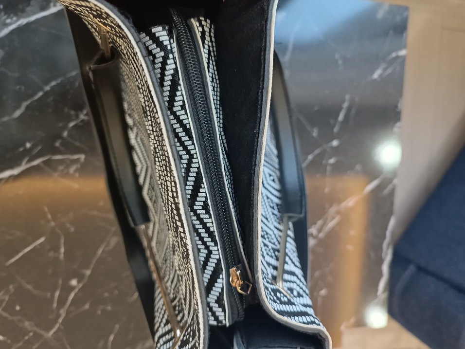 Gri Desenli Kadın El Çantası - Görsel 4