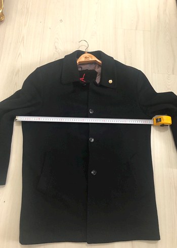 YÜN KABAN SİYAH BALIKSIRTI XL BEDEN DÜĞMELİ - Görsel 3