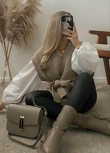 Bej yelek