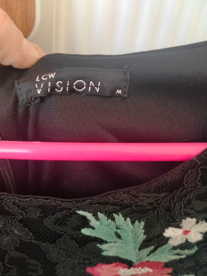 Nakışlı Siyah Dantel Midi Elbise - Görsel 3