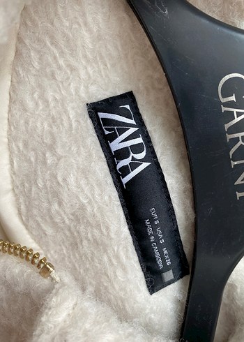 Zara Bej Fermuarlı Mini Kadın Kaban