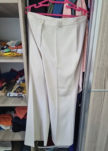 Krem renk kumaş pantolon