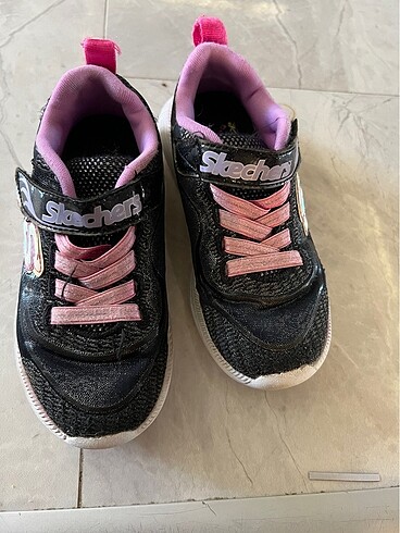 Skechers 27 numara
