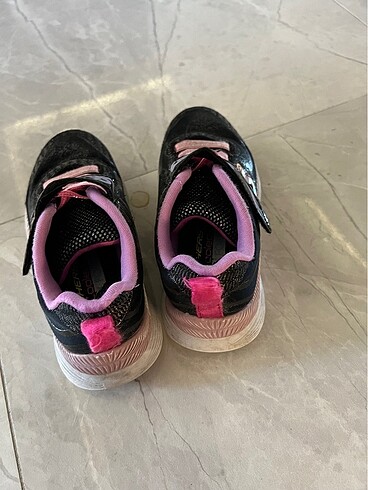 27 Beden Skechers 27 numara