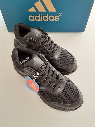 38 numara adidas Yeni etiketli 