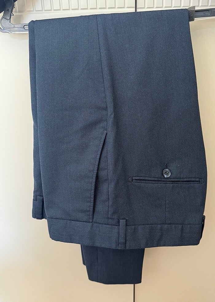 Erkek takım elbise altınyıldız - Görsel 3