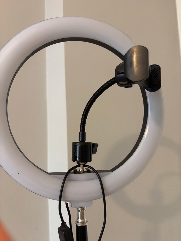 Işıklı Siyah Selfie Çubuğu ve Tripod - Görsel 4