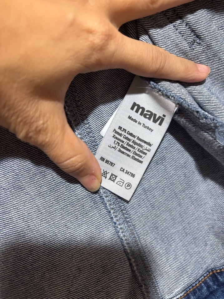 Mavi jean marka, Düğmeli Kolsuz Batik Desenli Denim Yelek - Görsel 4