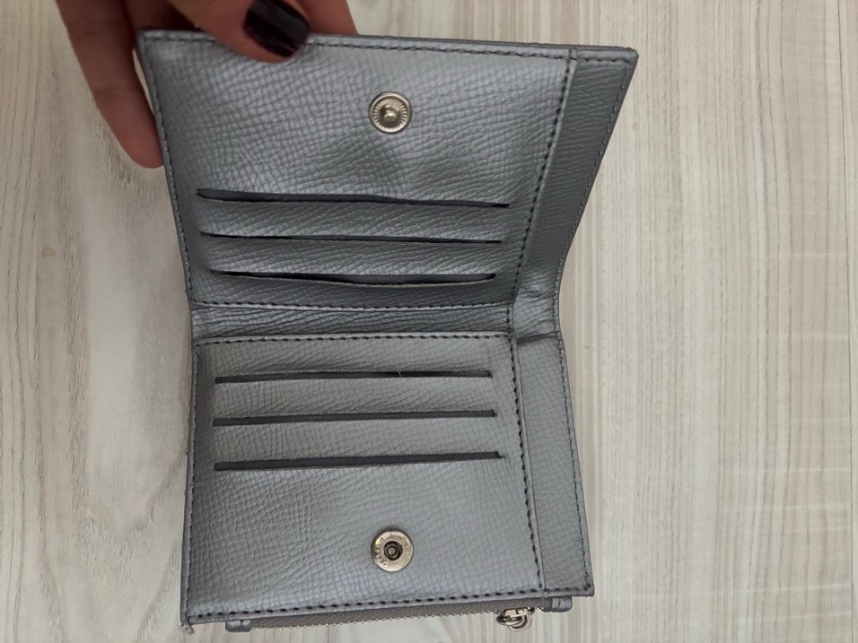 Benetton Gri Desenli Deri Kadın Cüzdan Orjinal - Görsel 4