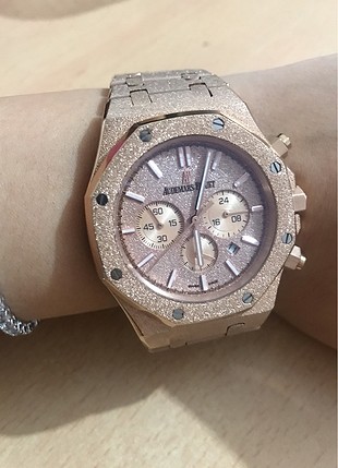 Diğer Audemars Piguet birebir replika saat butun fonksiyonlari aktif