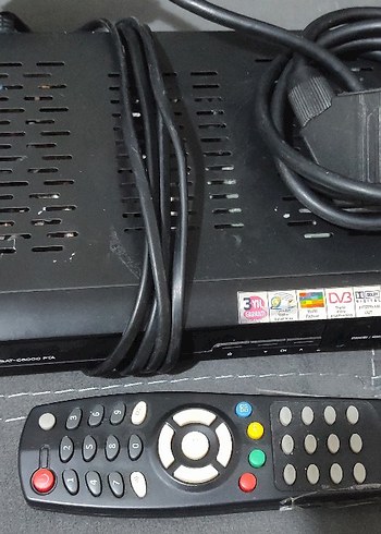 TV uydu alıcısı ve kumanda