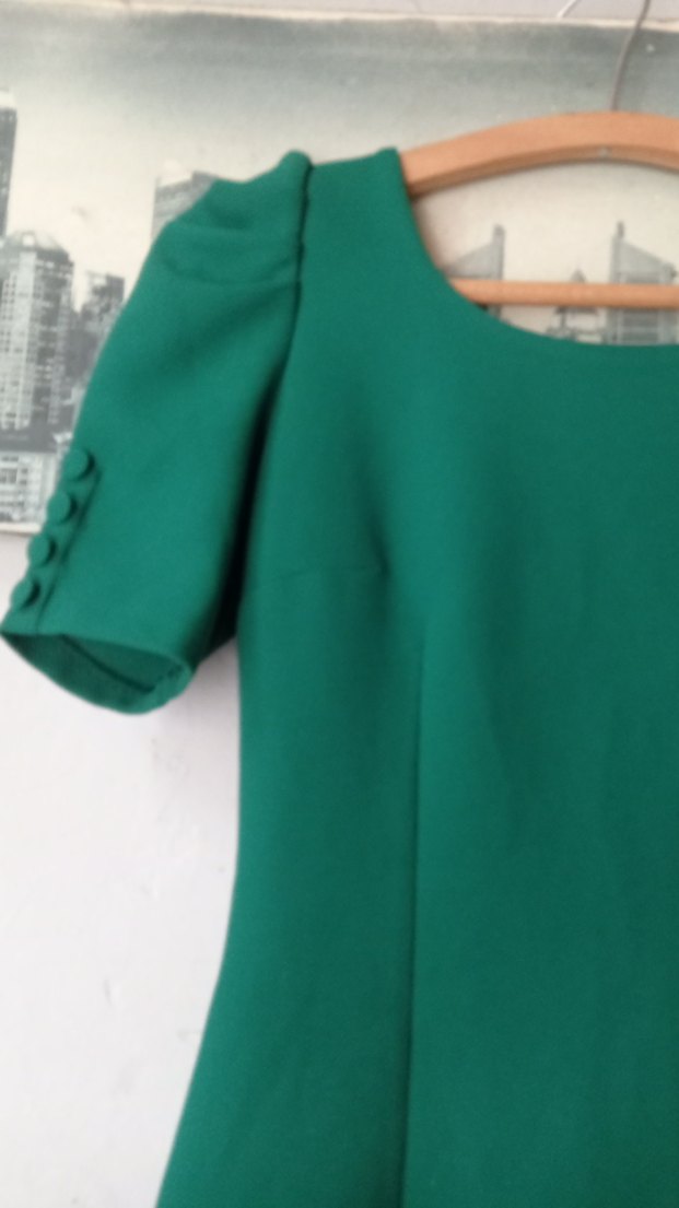 Düğmeli Yeşil Midi Elbise - Görsel 2