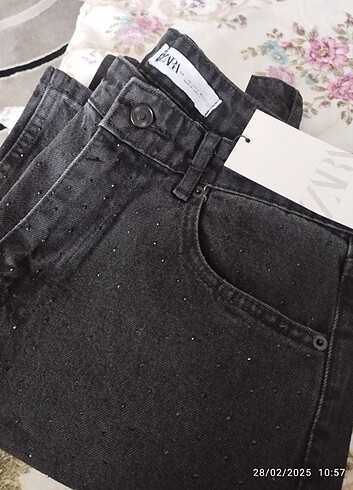 Zara Kot Jean