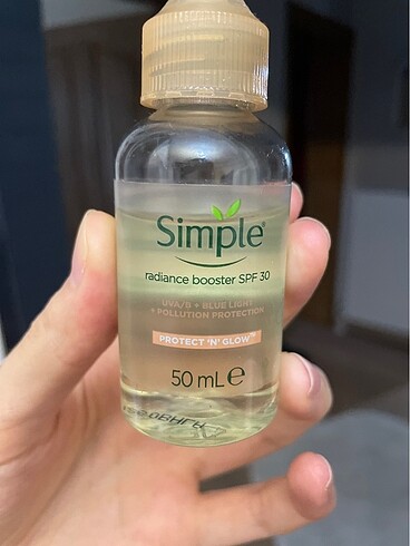 Simple Işıktı veren yüz bakım yağı UV koruma