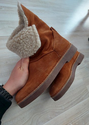 Clarks Taba Suet Bot
