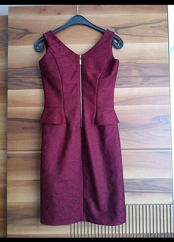 Bordo kısa elbise 