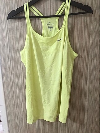 Nike Spor ??