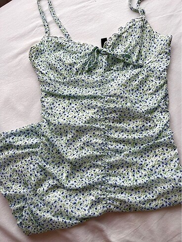 H&M drapeli çiçekli elbise