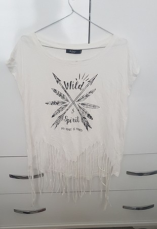 püsküllü beyaz tişört  - Görsel 2