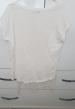 püsküllü beyaz tişört  - Görsel 3