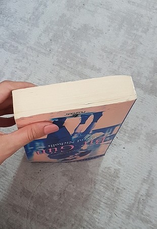 Bir Gün kitabı  - Görsel 3